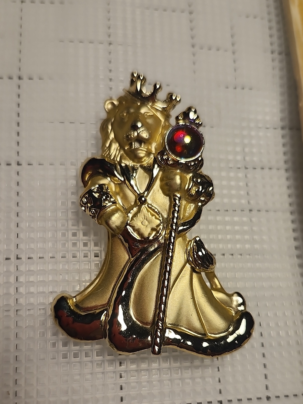 Vintage AJC Signed Lion Wizard King Brooch Matte Gold Tone Figural Pin